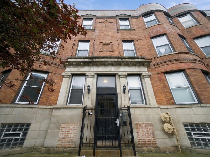 231 E 59th Street Chicago IL 60637