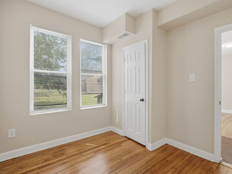 10215 S Aberdeen Street Chicago IL 60643