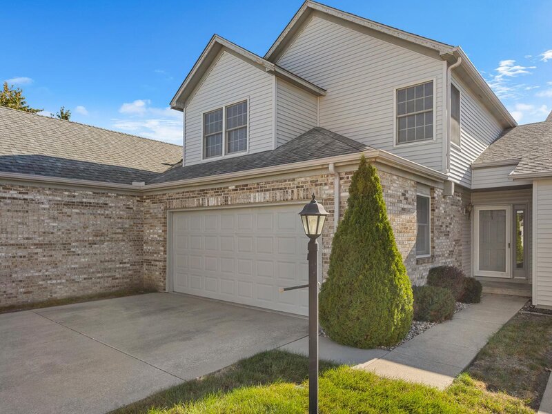 1404 Quail Run Drive Savoy IL 61874