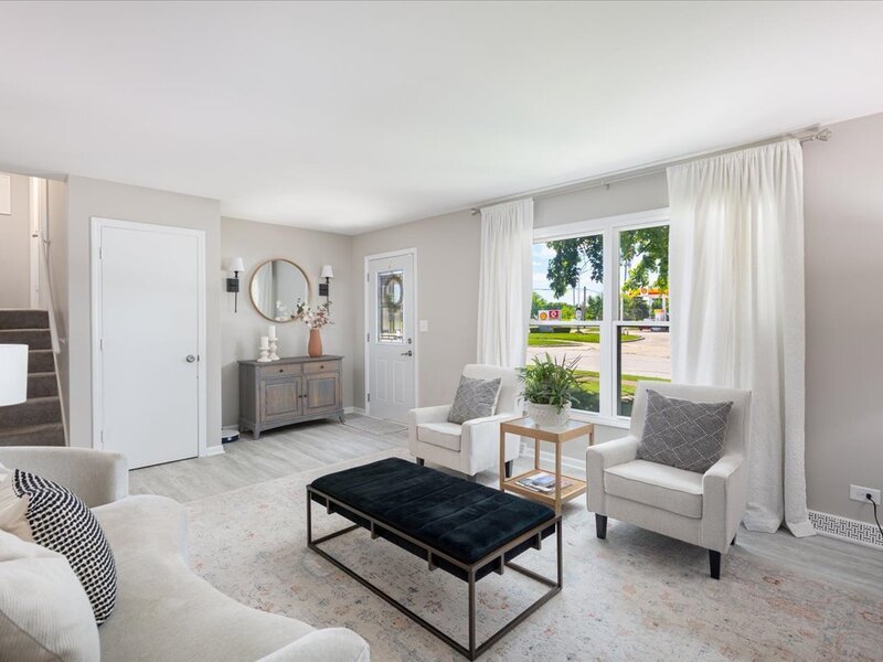 5 Redstart Road Naperville IL 60565