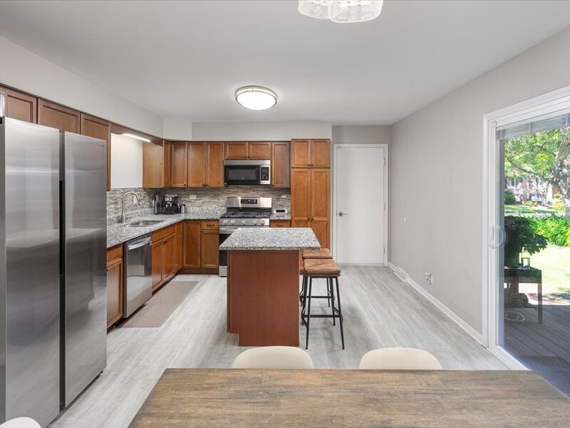 5 Redstart Road Naperville IL 60565