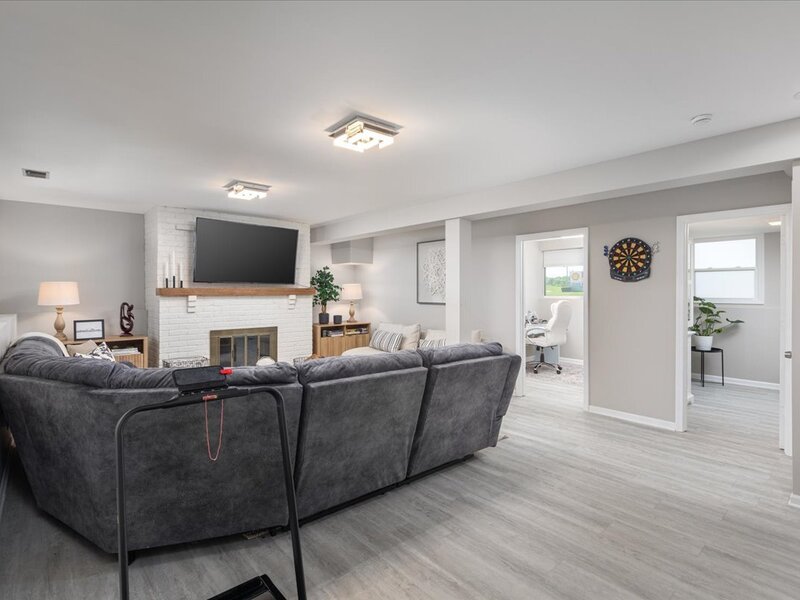 5 Redstart Road Naperville IL 60565