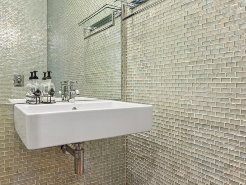 1842 N Wood Street Chicago IL 60622