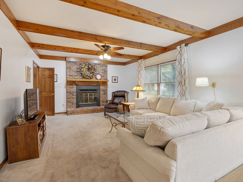 1871 Allen Drive Geneva IL 60134