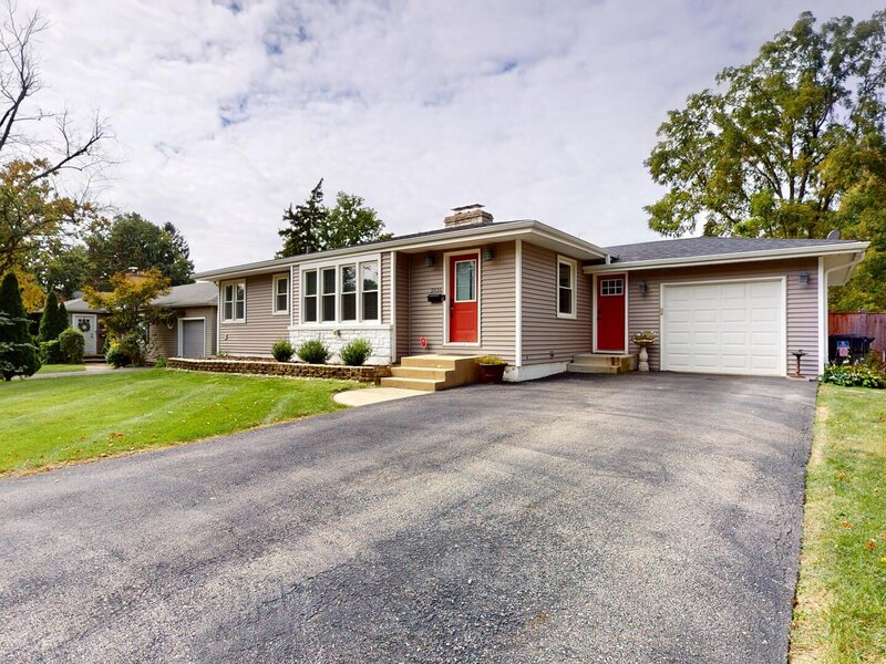 3936 Highland Avenue Downers Grove IL 60515
