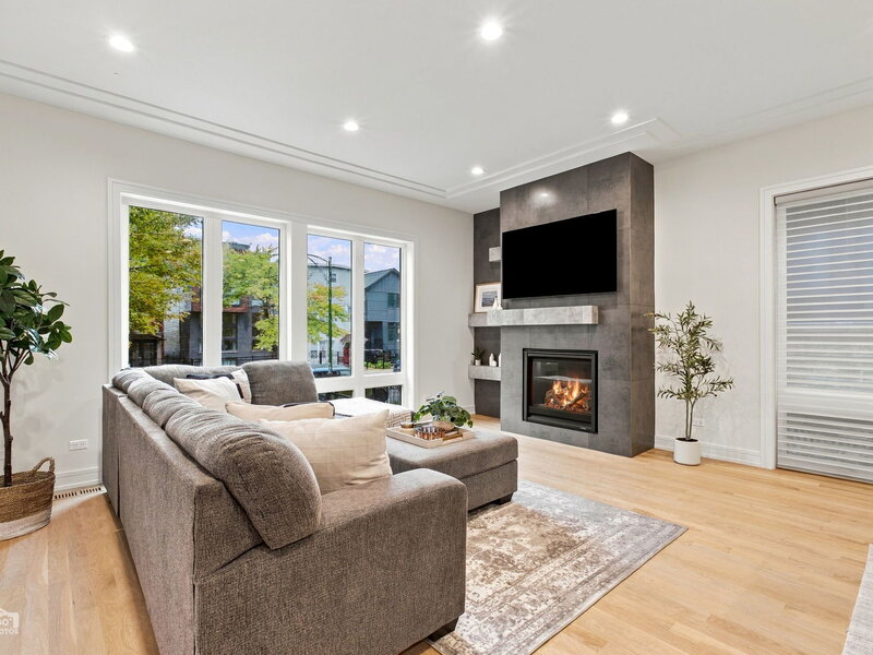 2205 N Talman Avenue Chicago IL 60647