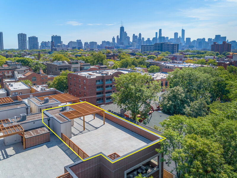 1839 N Dayton Street Chicago IL 60614