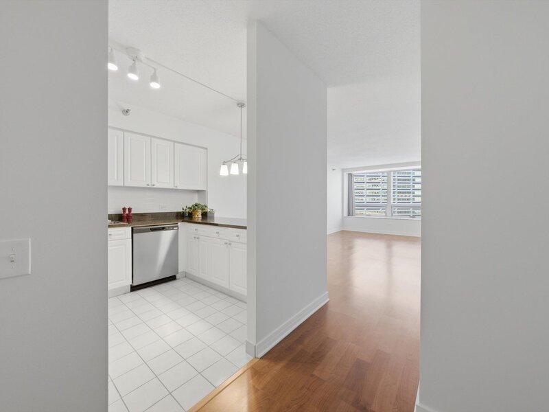 512 N Mcclurg Court Chicago IL 60611