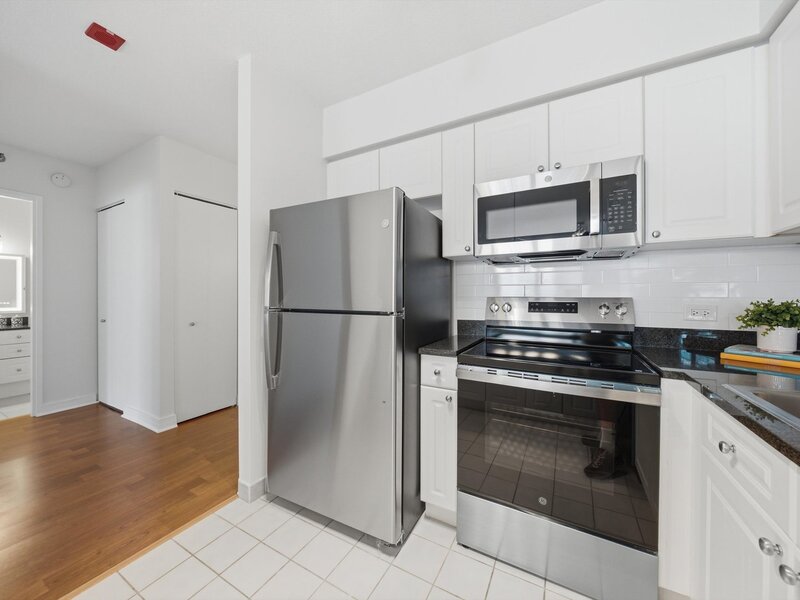 512 N Mcclurg Court Chicago IL 60611