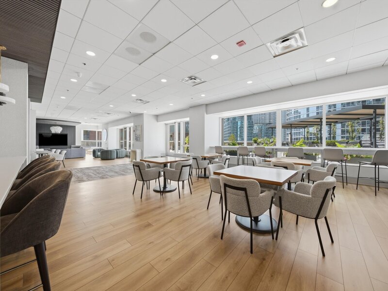 512 N Mcclurg Court Chicago IL 60611