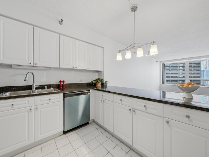 512 N Mcclurg Court Chicago IL 60611