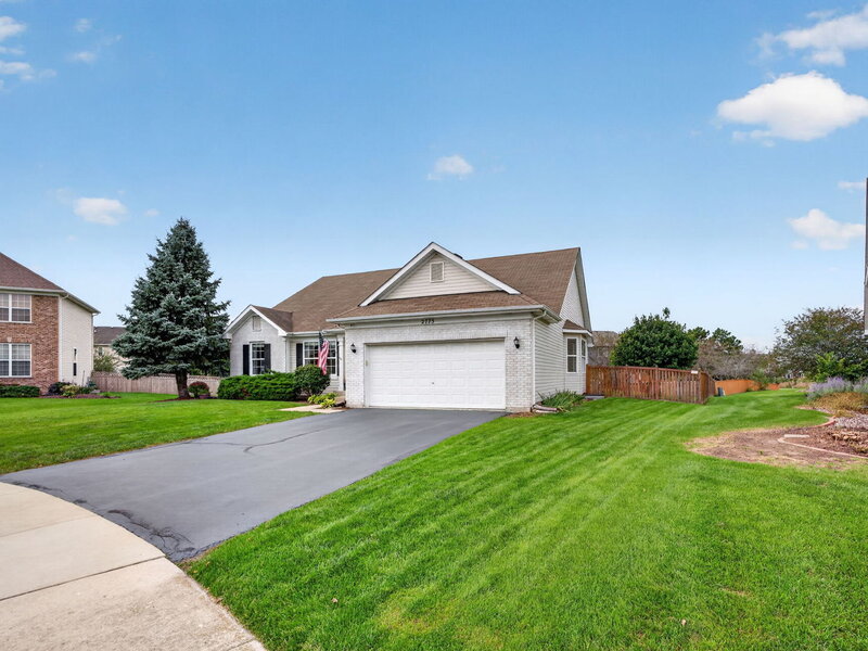 2775 Hobbs Court Yorkville IL 60560