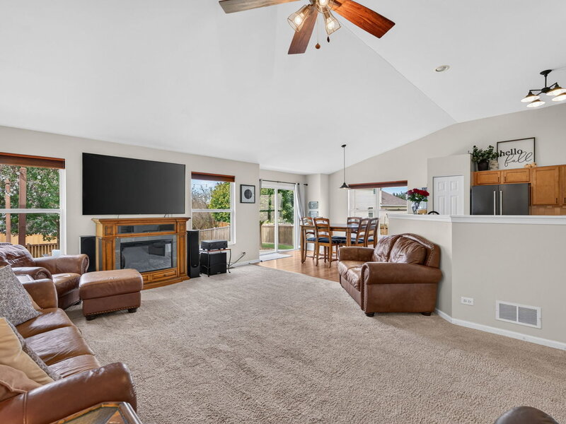 2775 Hobbs Court Yorkville IL 60560