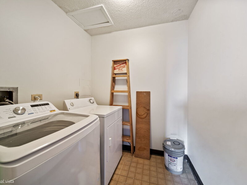 9737 N Fox Glen Drive Niles IL 60714