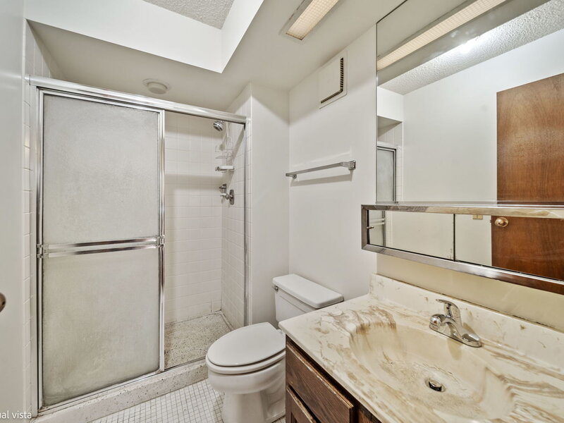 9737 N Fox Glen Drive Niles IL 60714