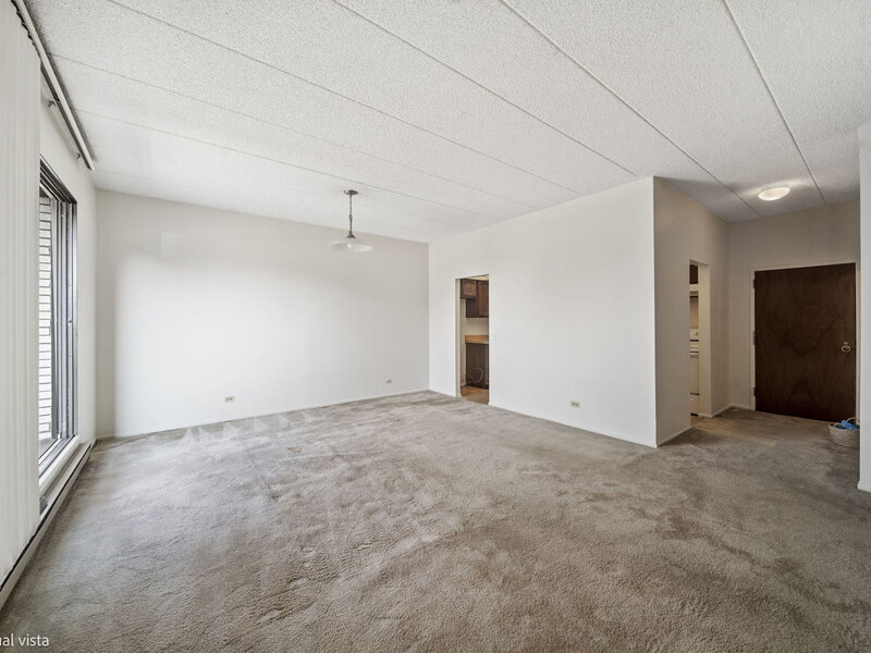 9737 N Fox Glen Drive Niles IL 60714