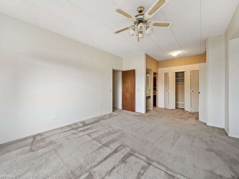 9737 N Fox Glen Drive Niles IL 60714
