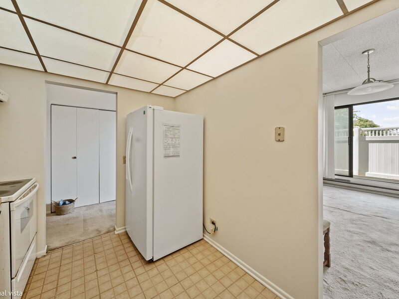 9737 N Fox Glen Drive Niles IL 60714