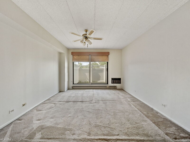 9737 N Fox Glen Drive Niles IL 60714