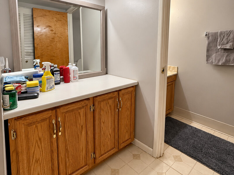 1321 S Finley Road Lombard IL 60148