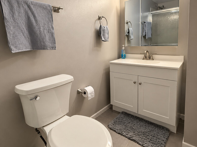 1321 S Finley Road Lombard IL 60148