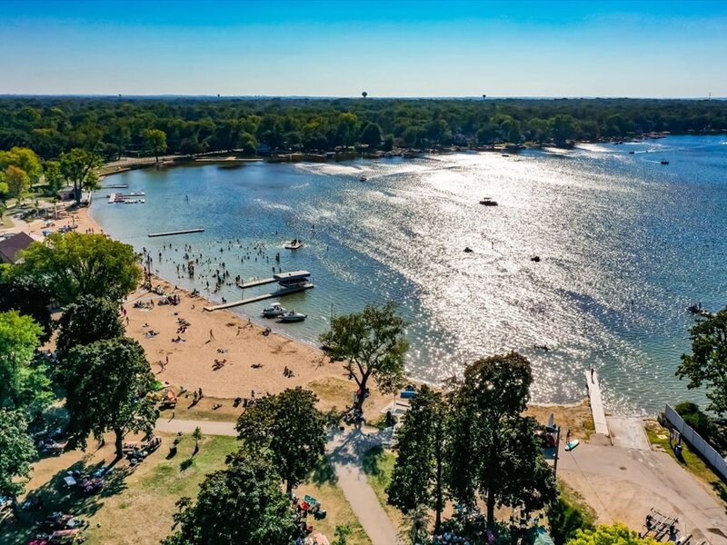 1153 N Shore Drive Crystal Lake IL 60014
