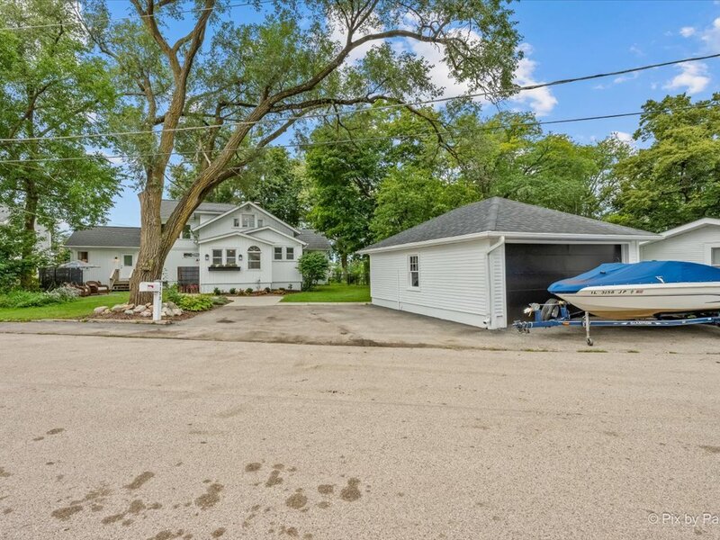 1153 N Shore Drive Crystal Lake IL 60014