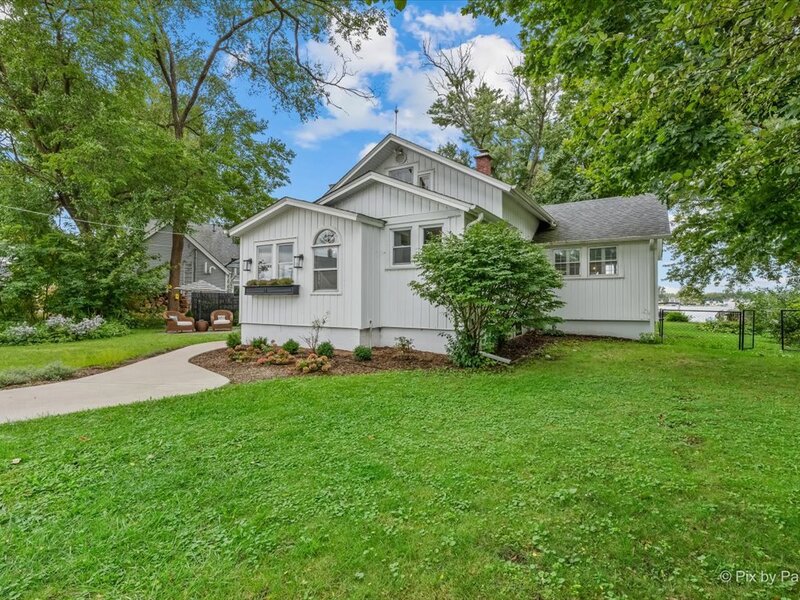 1153 N Shore Drive Crystal Lake IL 60014