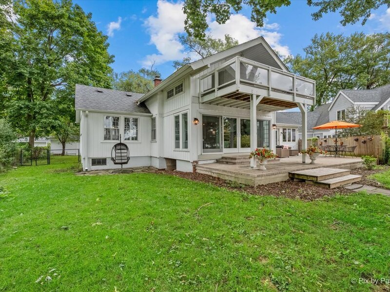 1153 N Shore Drive Crystal Lake IL 60014