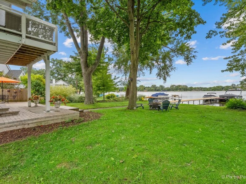 1153 N Shore Drive Crystal Lake IL 60014