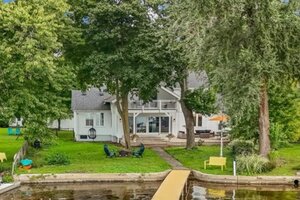 Photo of 1153 N Shore Drive Crystal Lake IL 60014