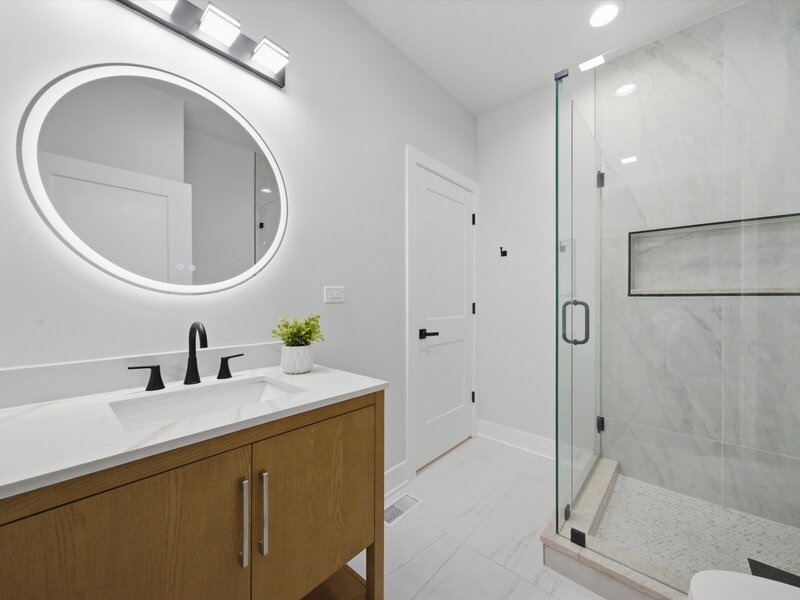 1641 N Springfield Avenue Chicago IL 60647