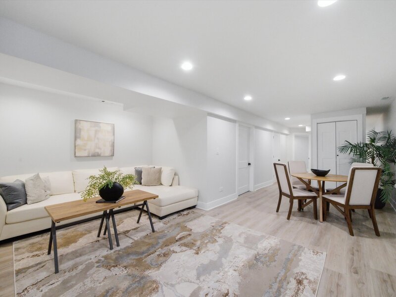 1641 N Springfield Avenue Chicago IL 60647