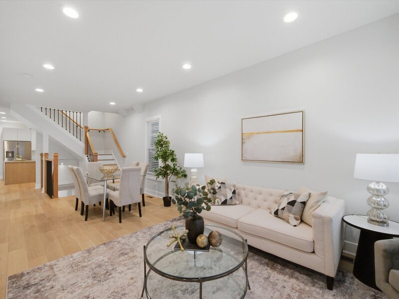1641 N Springfield Avenue Chicago IL 60647