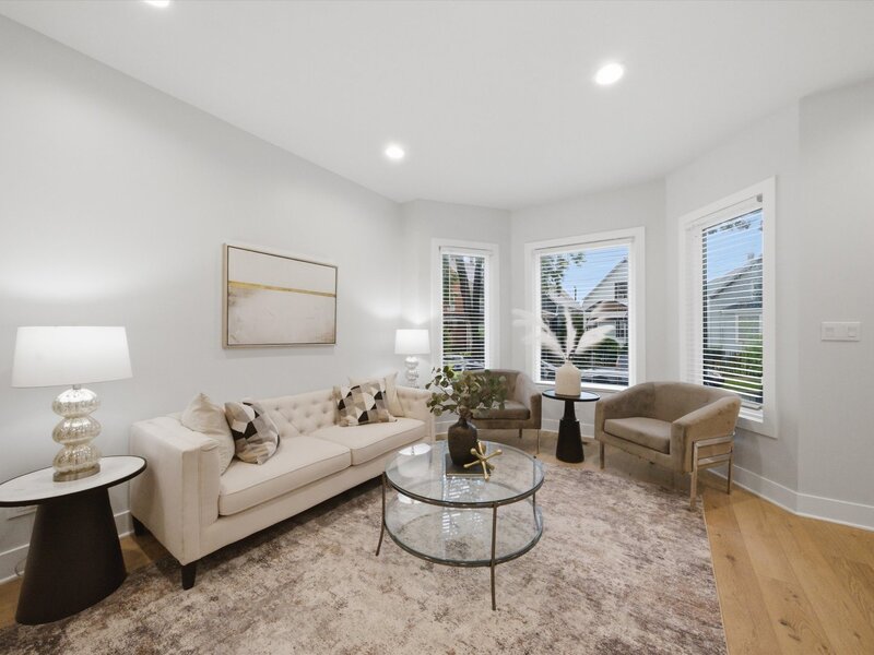 1641 N Springfield Avenue Chicago IL 60647