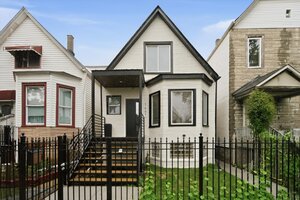 Photo of 1641 N Springfield Avenue Chicago IL 60647