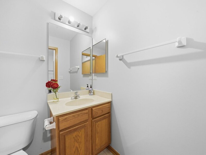 390 Deering Lane Bolingbrook IL 60440