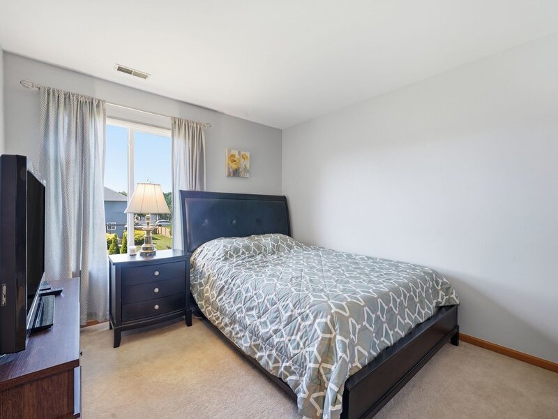 390 Deering Lane Bolingbrook IL 60440