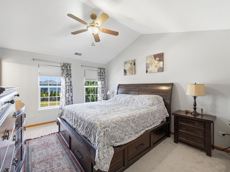 390 Deering Lane Bolingbrook IL 60440