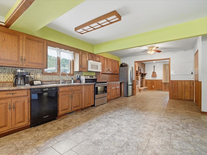 912 Parmon Road Bloomington IL 61701