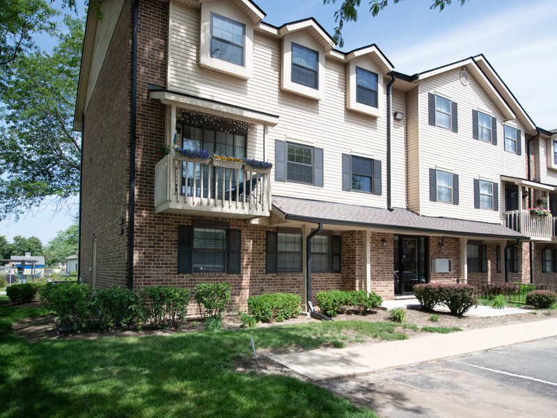 1486 W Jefferson Avenue Naperville IL 60540