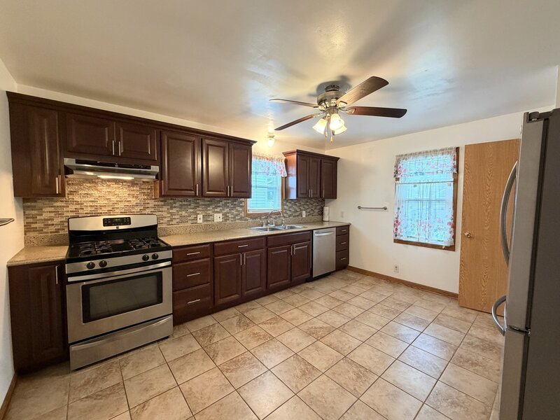 435 S Cannon Avenue Kankakee IL 60901