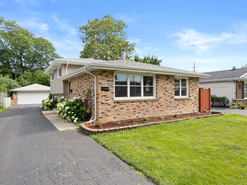 1309 Wilson Avenue Wheaton IL 60189