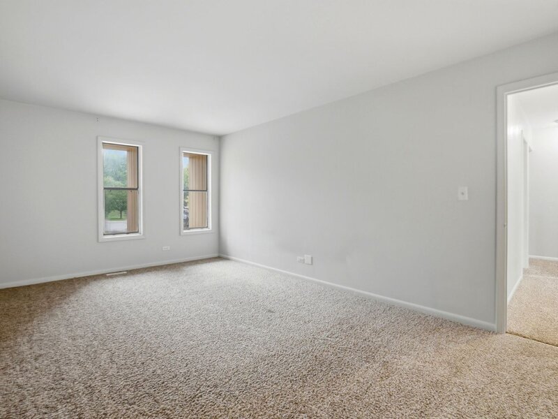 2064 Country Club Drive Woodridge IL 60517