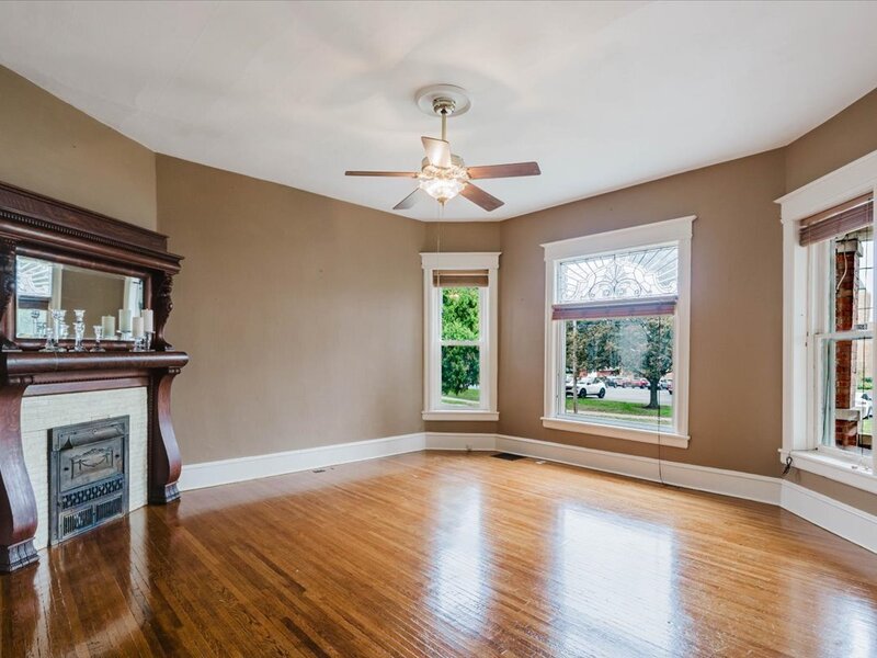 302 W Wood Street Bloomington IL 61701