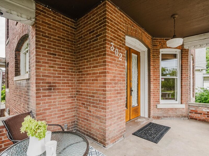302 W Wood Street Bloomington IL 61701