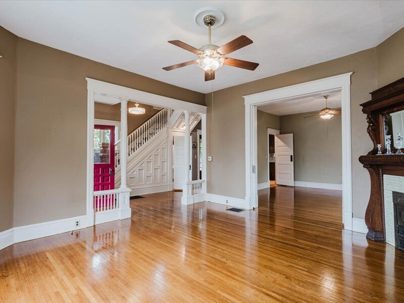 302 W Wood Street Bloomington IL 61701