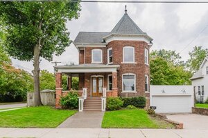 Photo of 302 W Wood Street Bloomington IL 61701