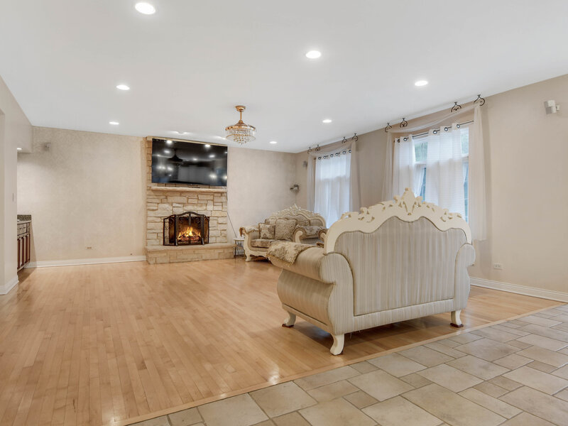 22417 Hughes Street Frankfort IL 60423