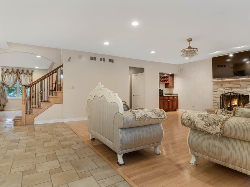 22417 Hughes Street Frankfort IL 60423